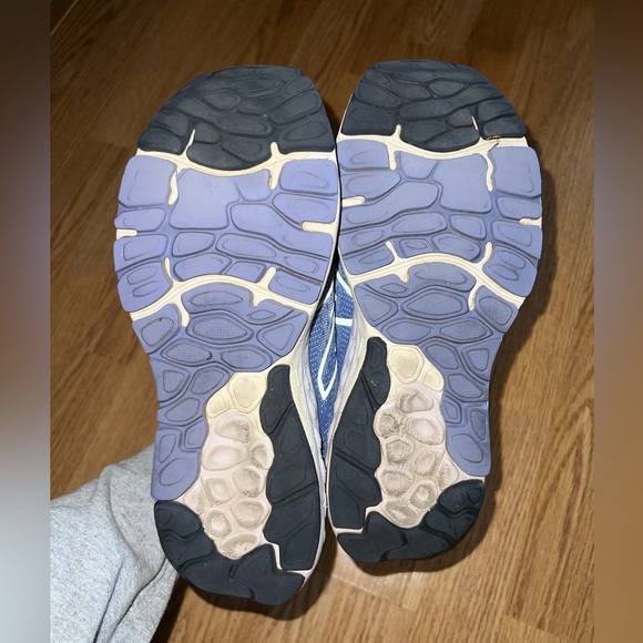 New Balance Fresh Foam Tennis Shoes - Picture 4 of 5